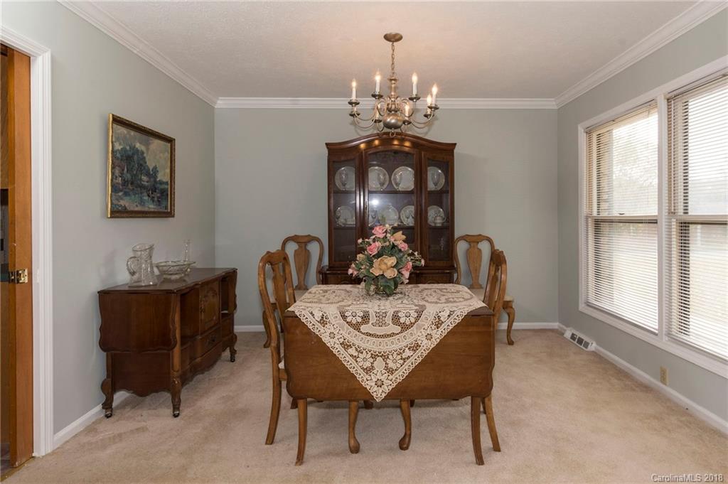 11 Glencliff Road Candler NC 28715