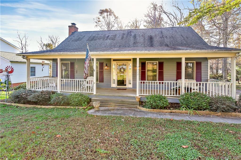 7117 Frances Irene Drive Charlotte NC 28215