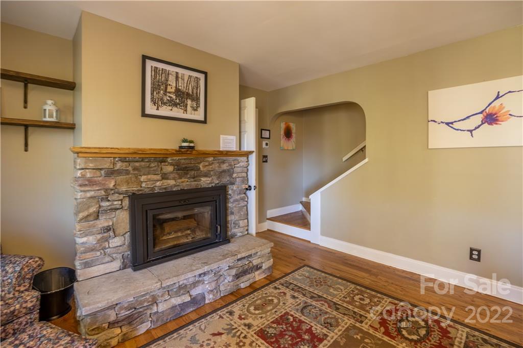 24 Rose Hill Road Asheville NC 28803