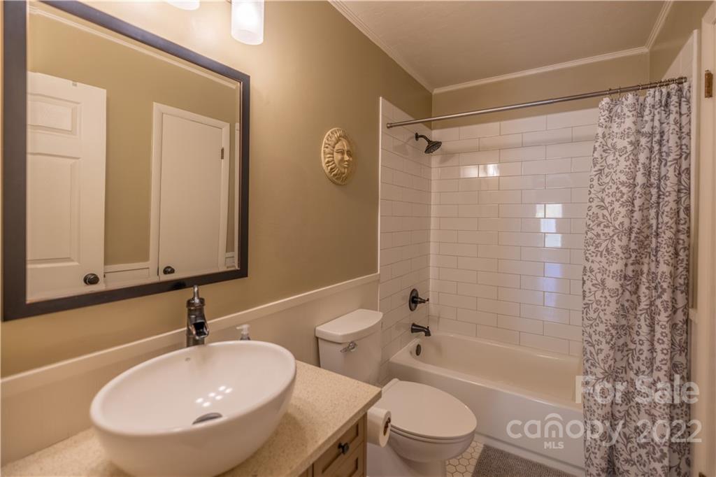 24 Rose Hill Road Asheville NC 28803