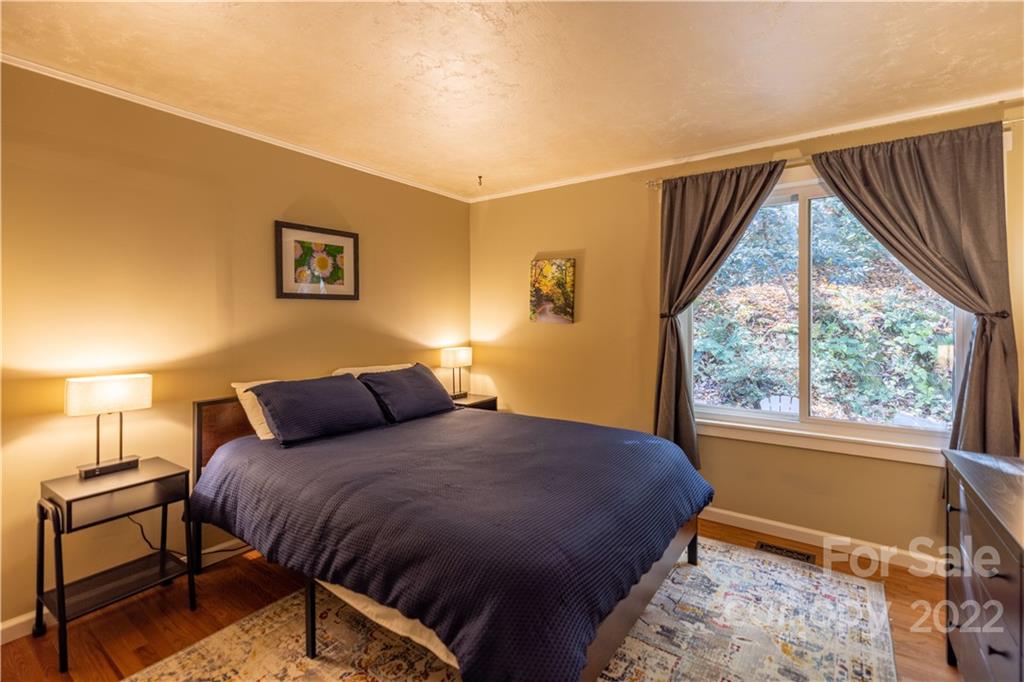 24 Rose Hill Road Asheville NC 28803