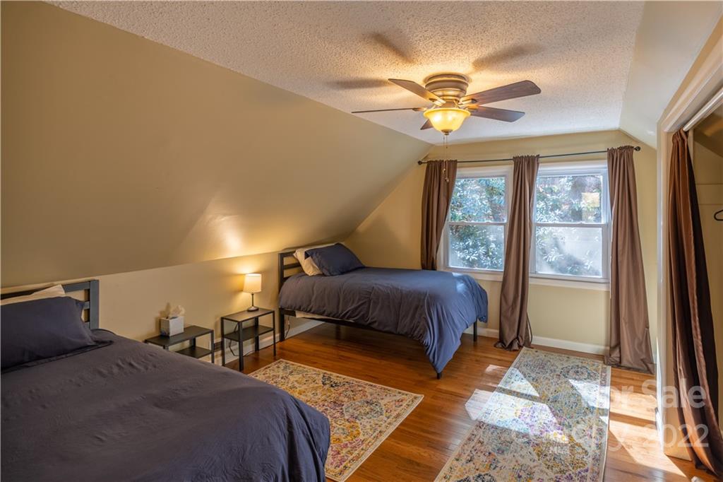 24 Rose Hill Road Asheville NC 28803