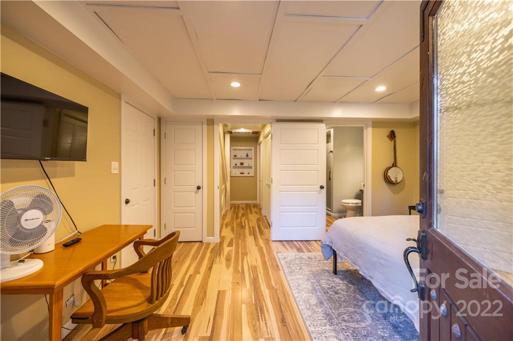 24 Rose Hill Road Asheville NC 28803