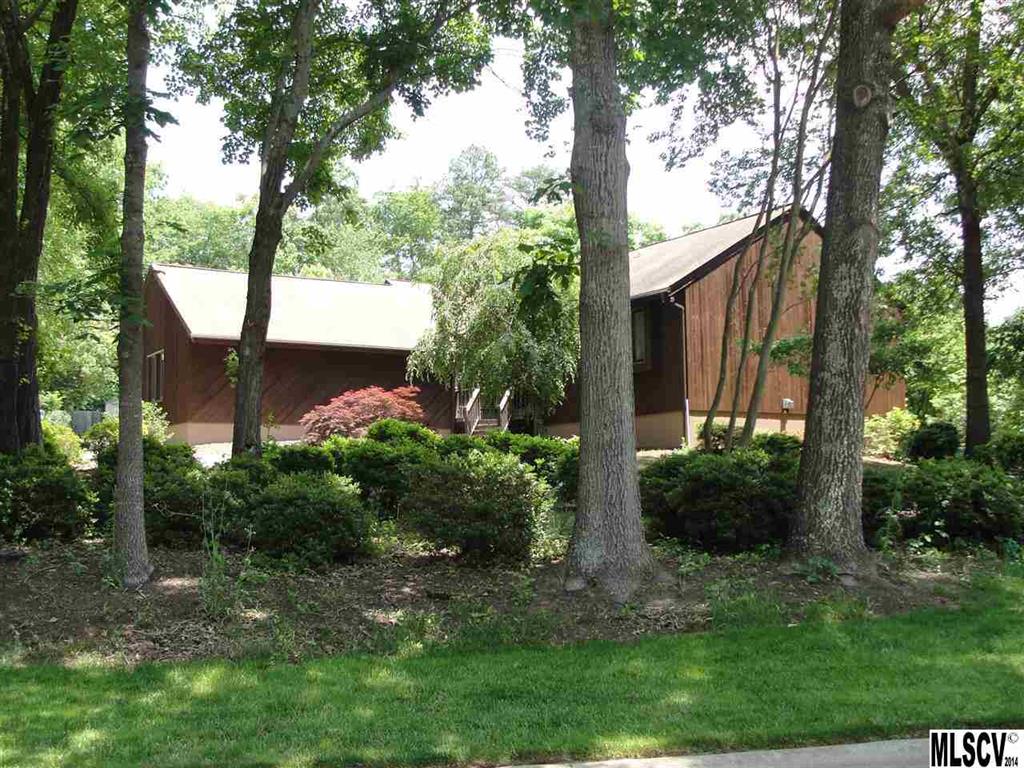 445 17th Avenue Drive NE Hickory NC 28601