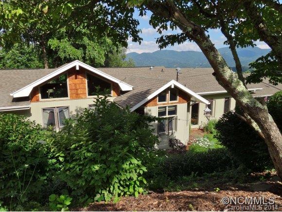 25 Lamplighter Drive Waynesville NC 28786