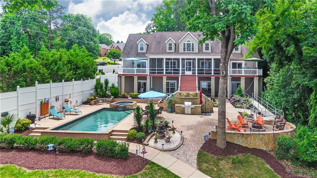 15835 Feeny Court Charlotte NC 28278