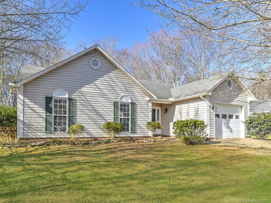 992 Thorncrest Court Fletcher NC 28732