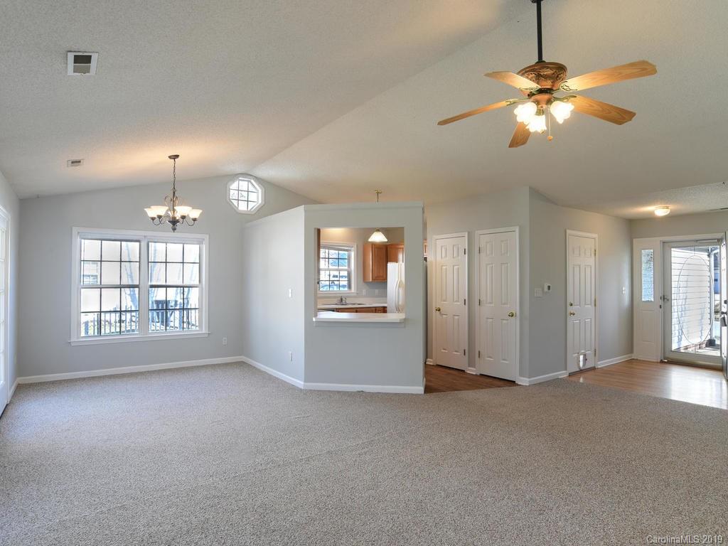 992 Thorncrest Court Fletcher NC 28732