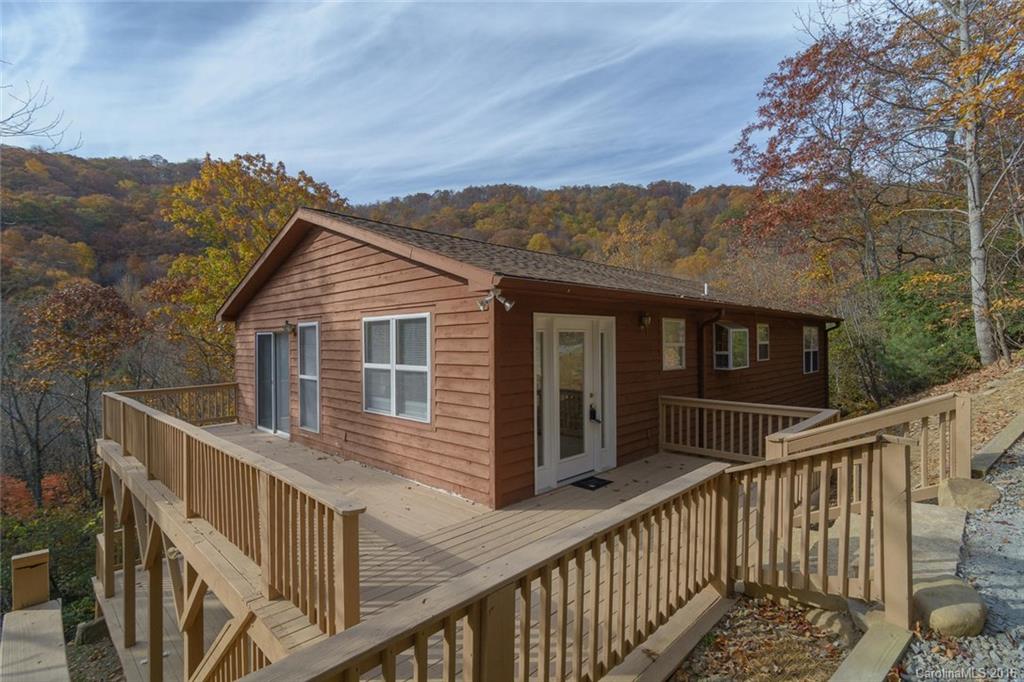7 Red Oak Forest Lane Fairview NC 28730