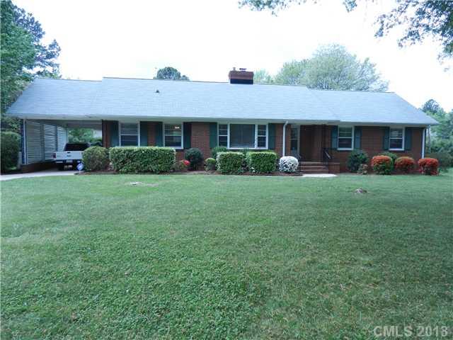 1814 Bentley Place Charlotte NC 28205