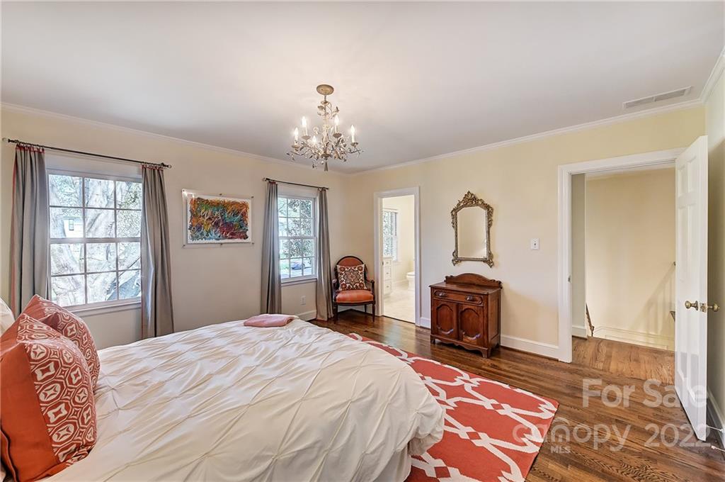 2310 Lathrop Lane Charlotte NC 28211
