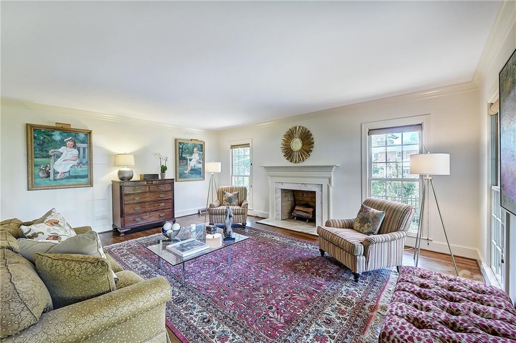 2310 Lathrop Lane Charlotte NC 28211