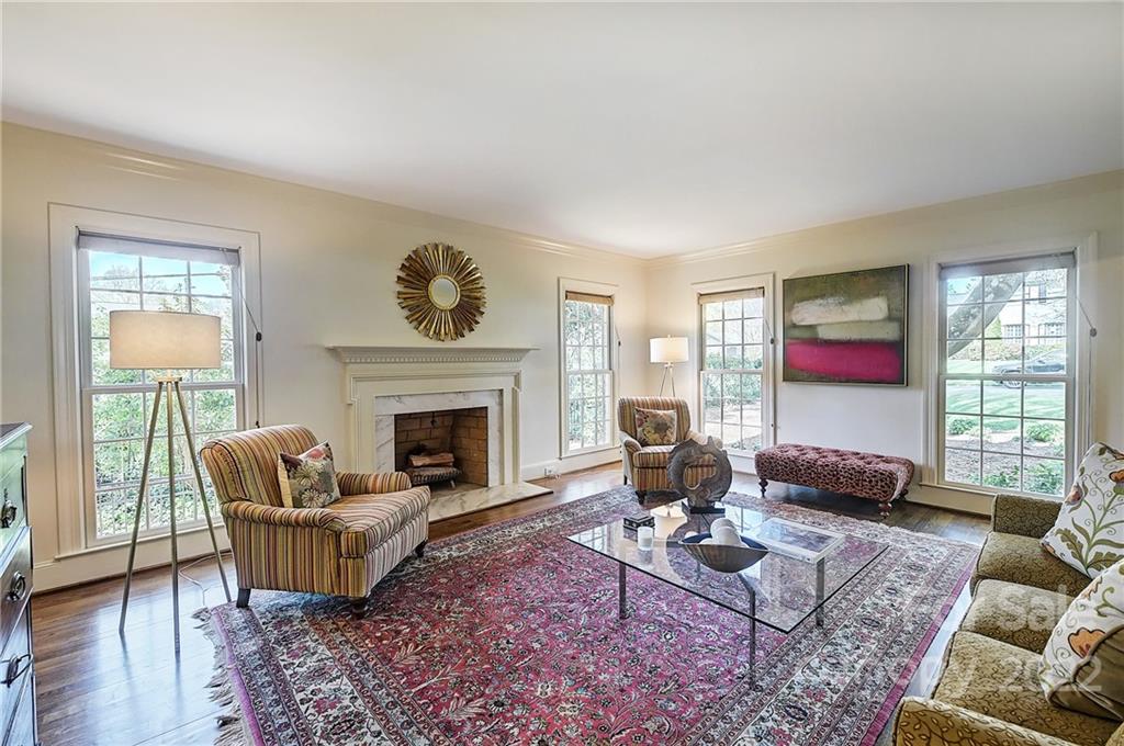 2310 Lathrop Lane Charlotte NC 28211