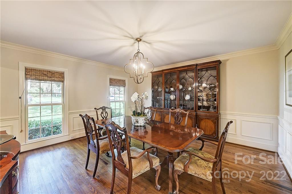 2310 Lathrop Lane Charlotte NC 28211