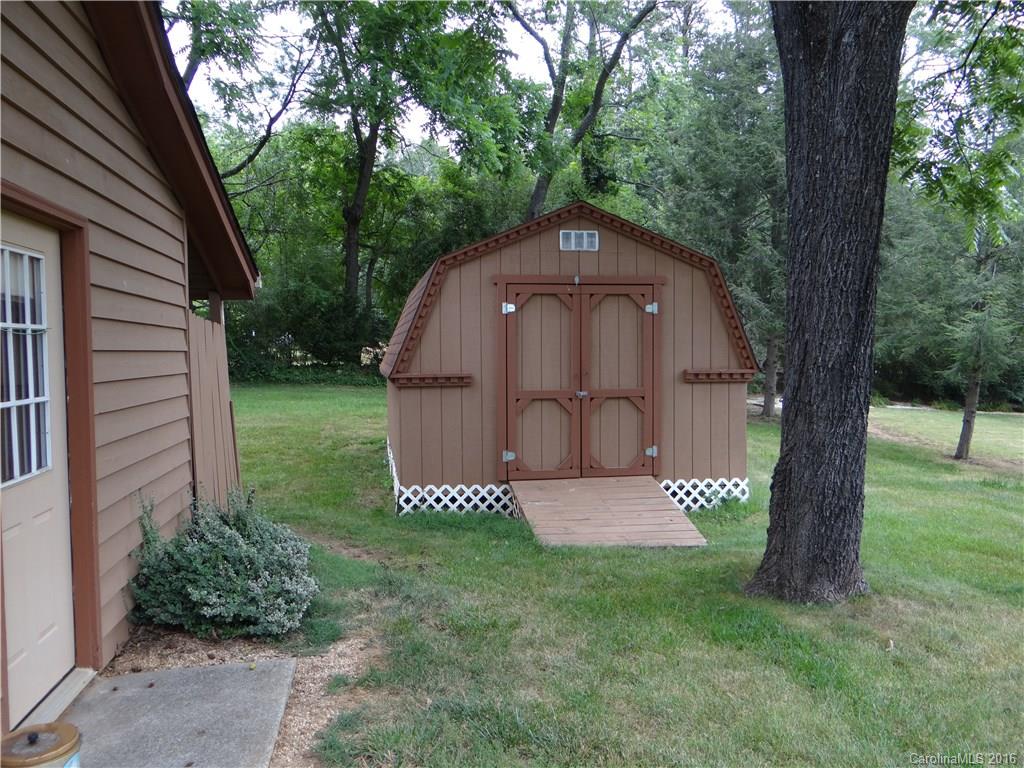 105 Edgewood Court Arden NC 28704