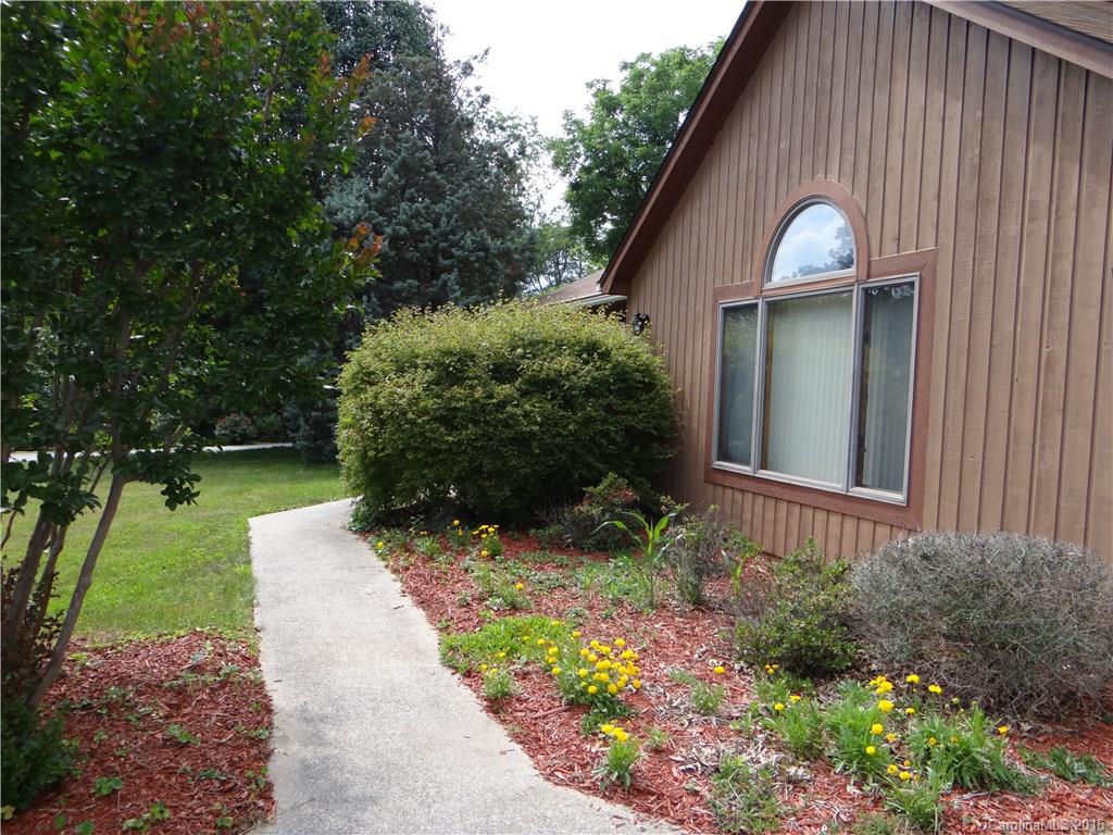105 Edgewood Court Arden NC 28704