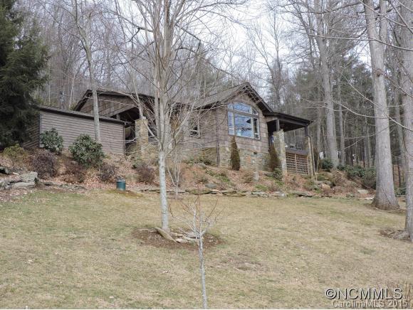 1006 Hickory Lane Burnsville NC 28714