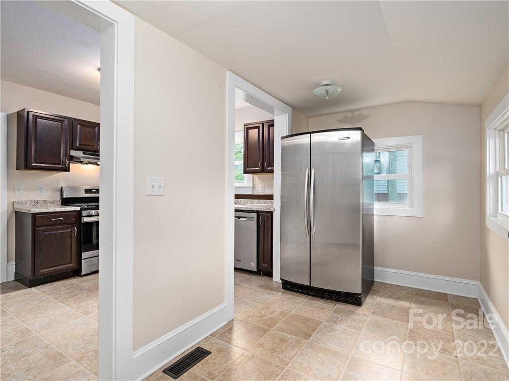 73 Brownwood Avenue Asheville NC 28806