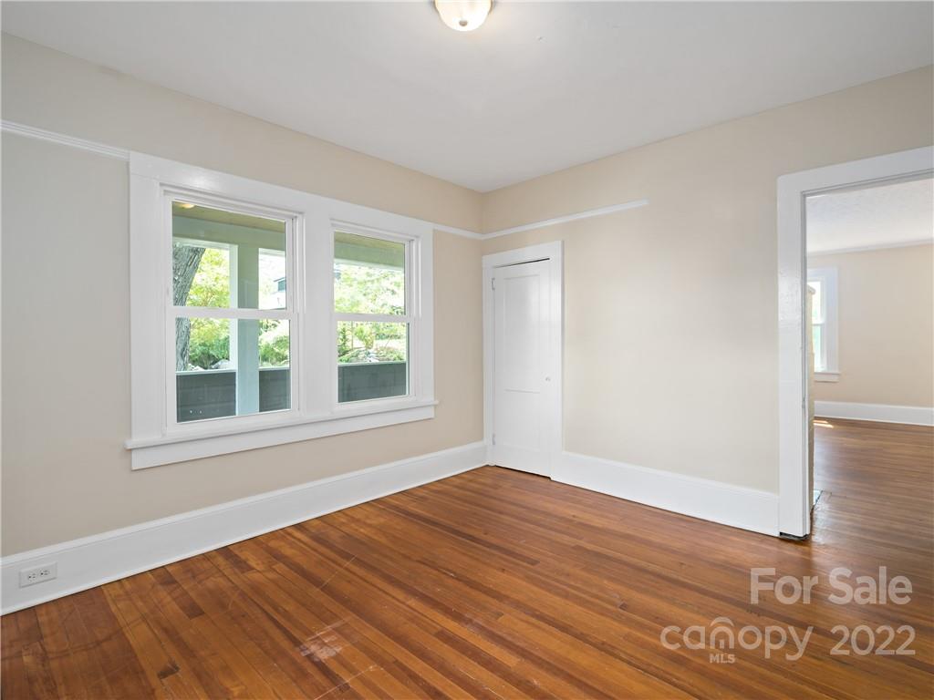 73 Brownwood Avenue Asheville NC 28806