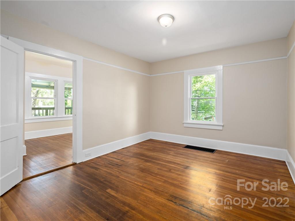 73 Brownwood Avenue Asheville NC 28806