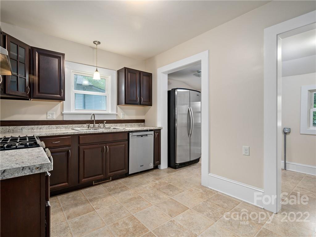 73 Brownwood Avenue Asheville NC 28806