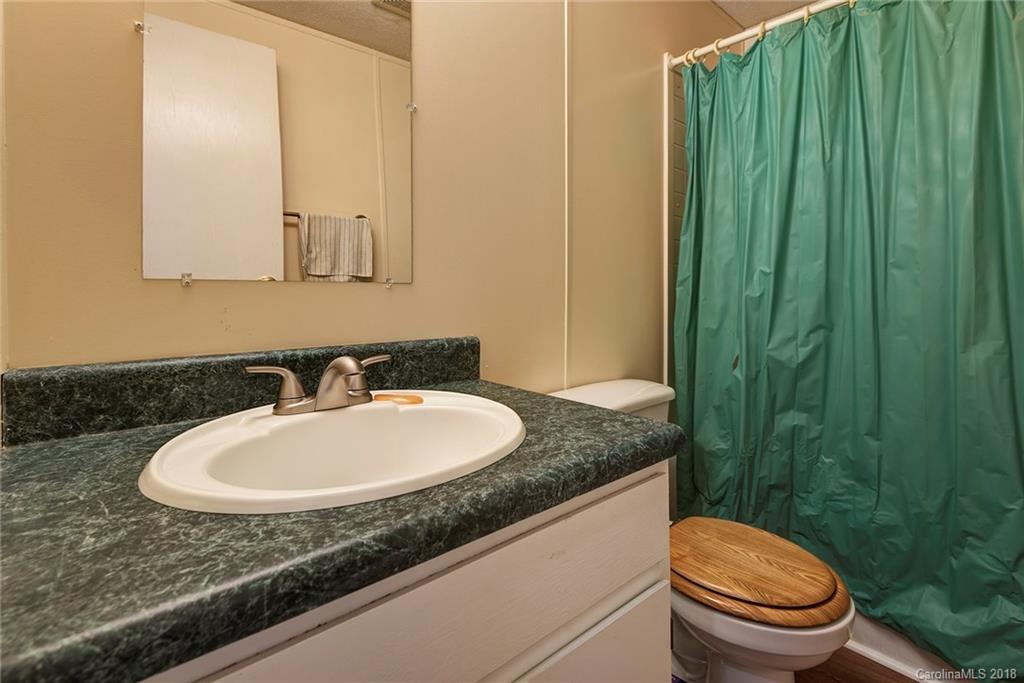 12 Robin Lane Asheville NC 28806