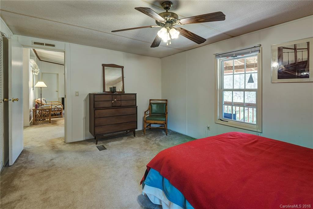 12 Robin Lane Asheville NC 28806