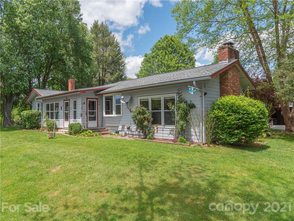 2 Fender Lane Candler NC 28715
