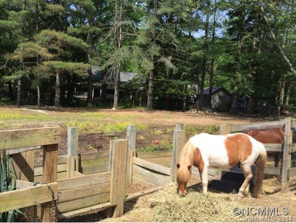 939 New Haw Creek Road Asheville NC 28805