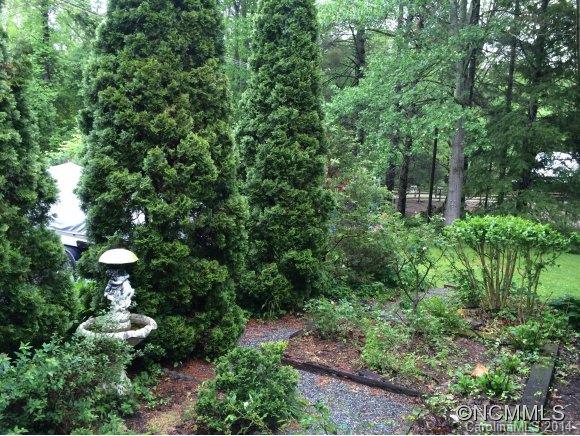 939 New Haw Creek Road Asheville NC 28805