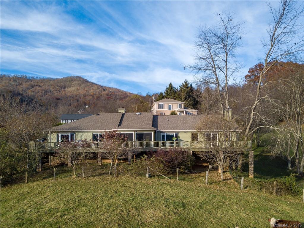 32 Chanticleer Lane Waynesville NC 28786