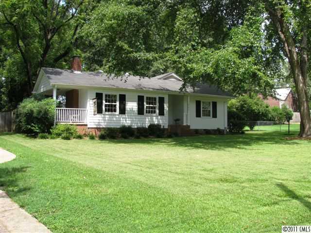 907 S South Street Gastonia NC 28052
