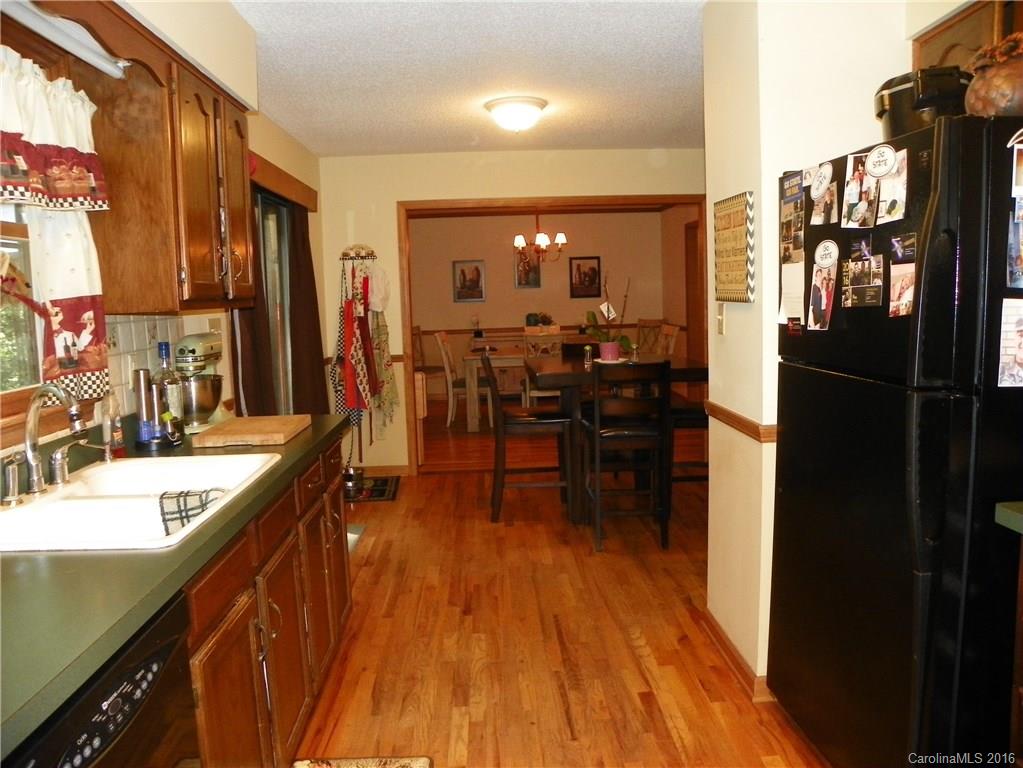 14 Tree Top Drive Arden NC 28704