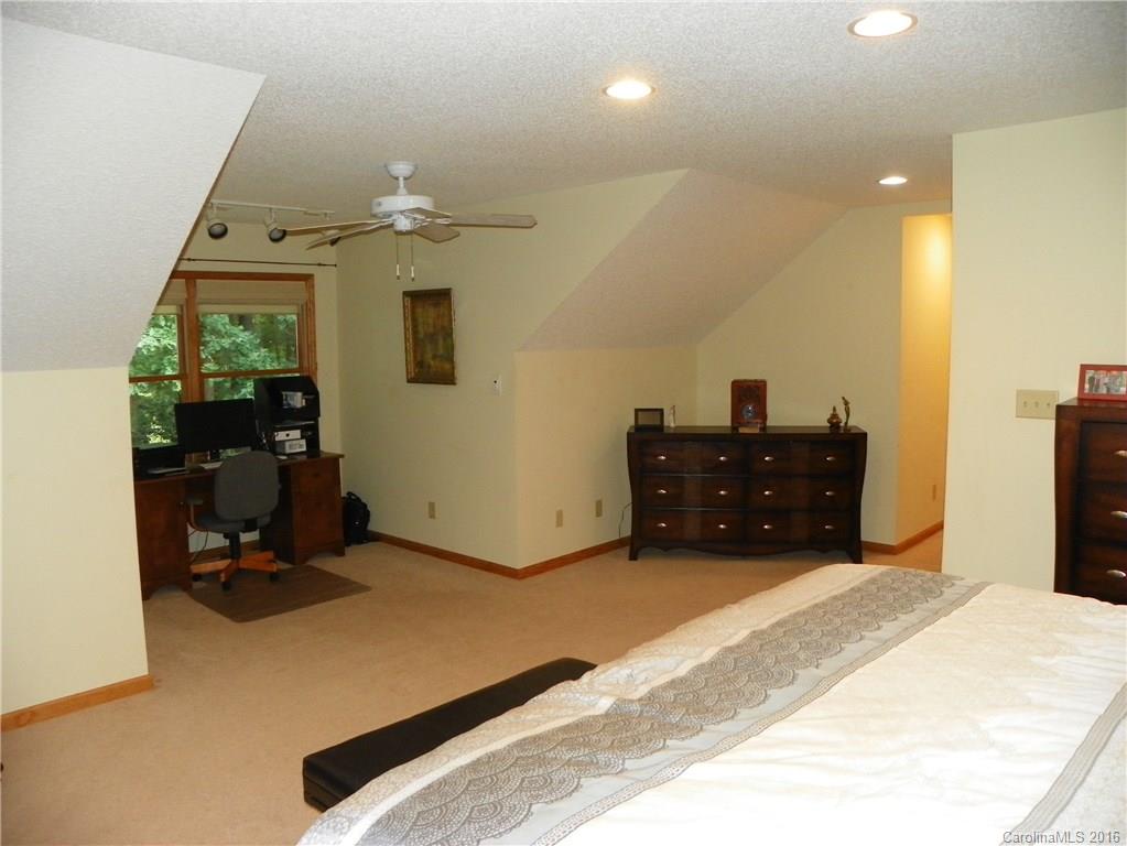 14 Tree Top Drive Arden NC 28704