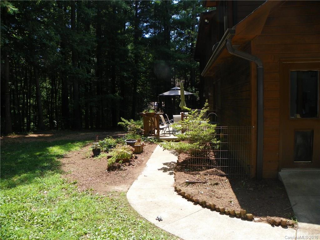 14 Tree Top Drive Arden NC 28704