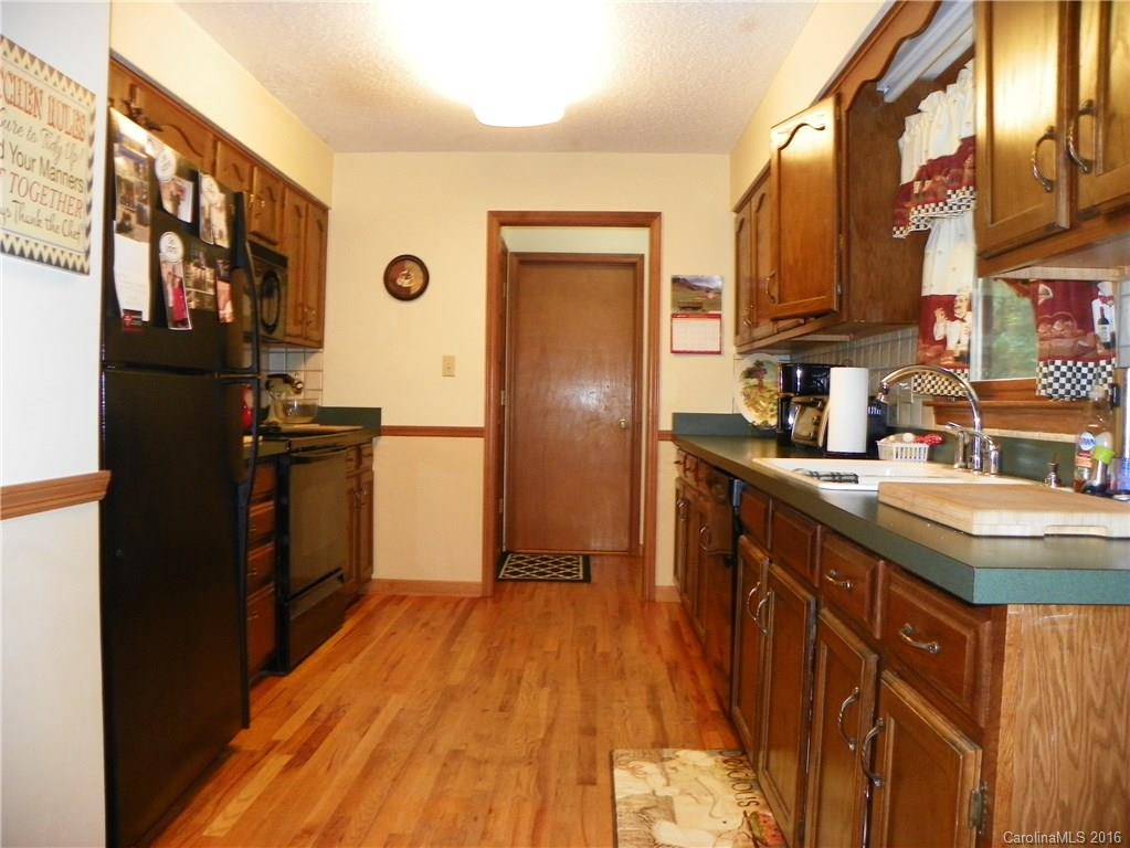14 Tree Top Drive Arden NC 28704