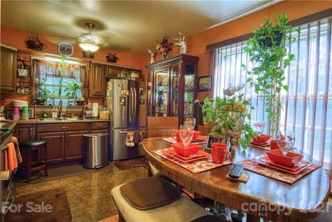 6222 Bonnybrook Lane Charlotte NC 28212