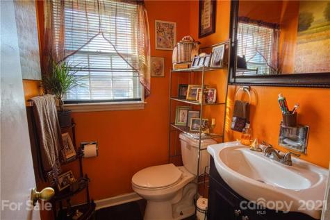 6222 Bonnybrook Lane Charlotte NC 28212