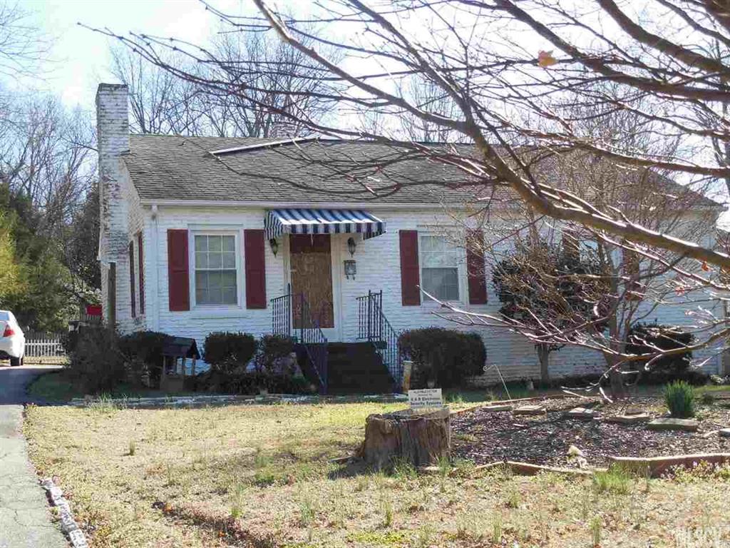 615 N Deal Avenue Newton NC 28658