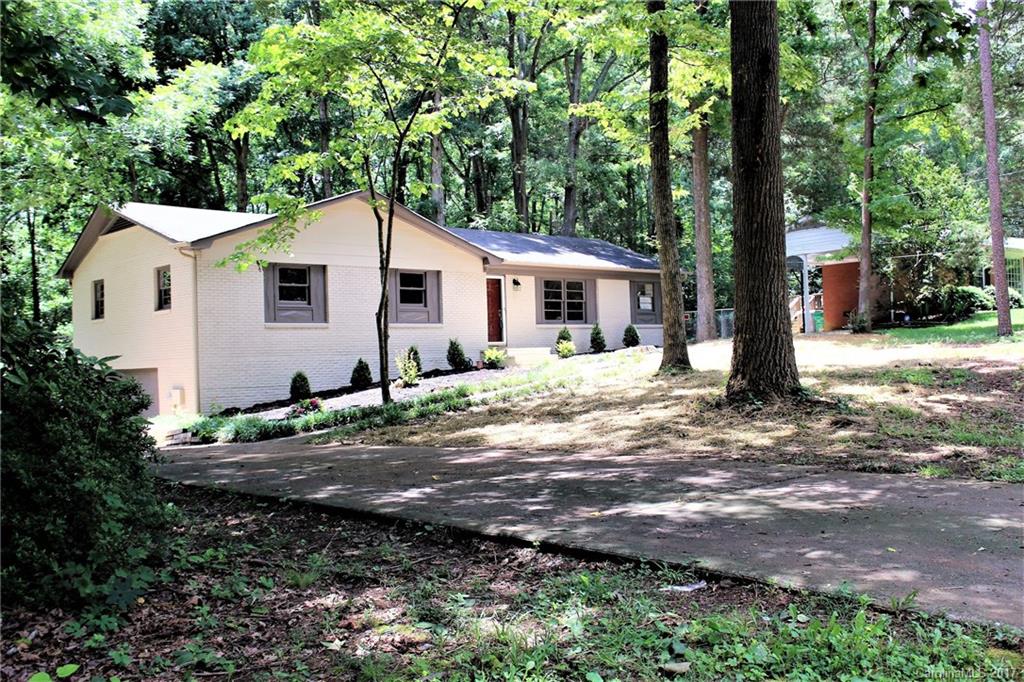 809 Carolyn Lane Charlotte NC 28213