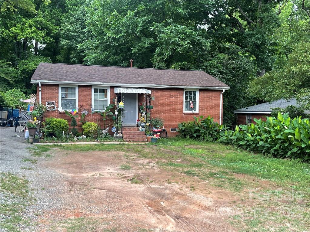 2131 Finchley Drive Charlotte NC 28215