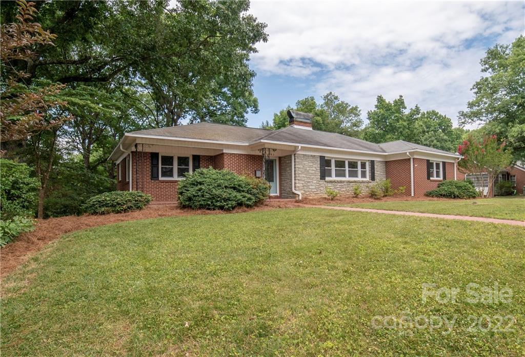 327 Sharon Avenue NW Lenoir NC 28645