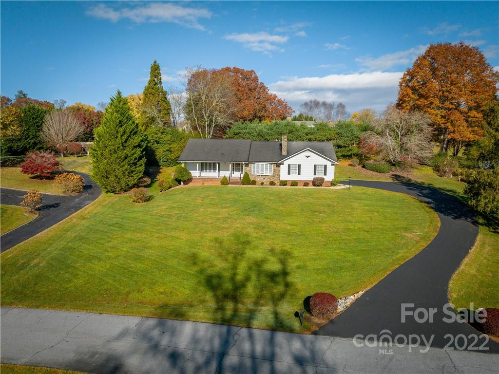 107 Archer Circle Hendersonville NC 28791