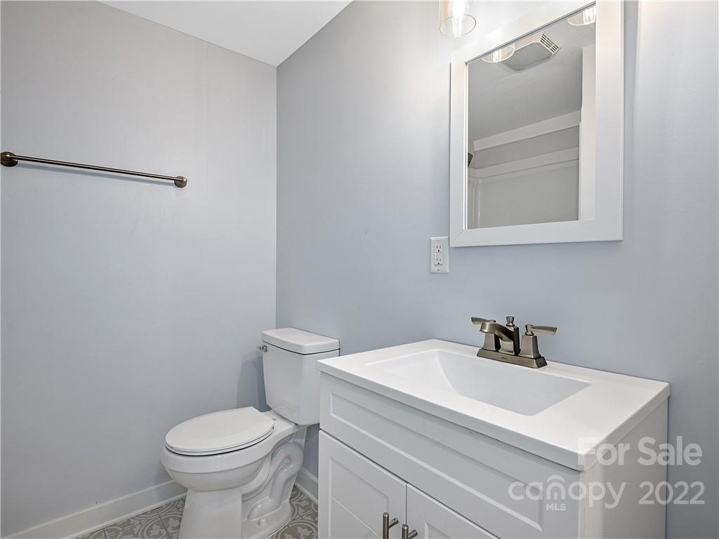 36 Broadview Avenue Asheville NC 28803