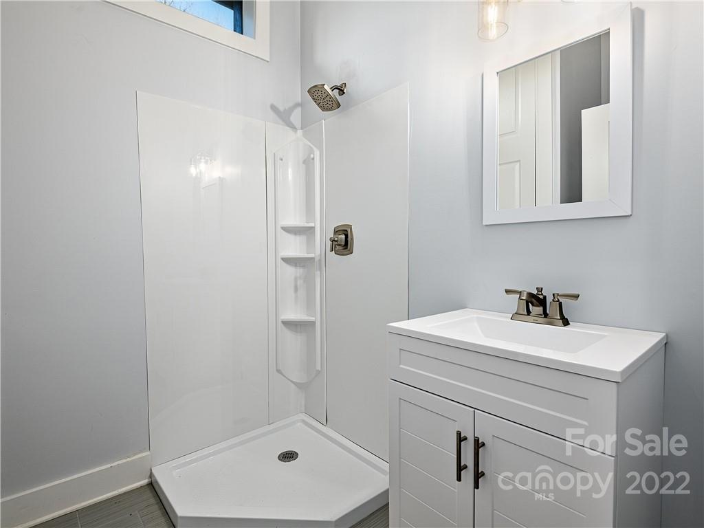 36 Broadview Avenue Asheville NC 28803
