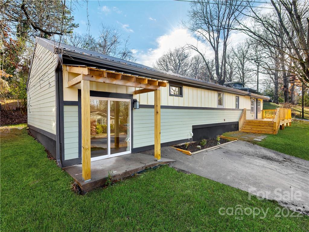 36 Broadview Avenue Asheville NC 28803