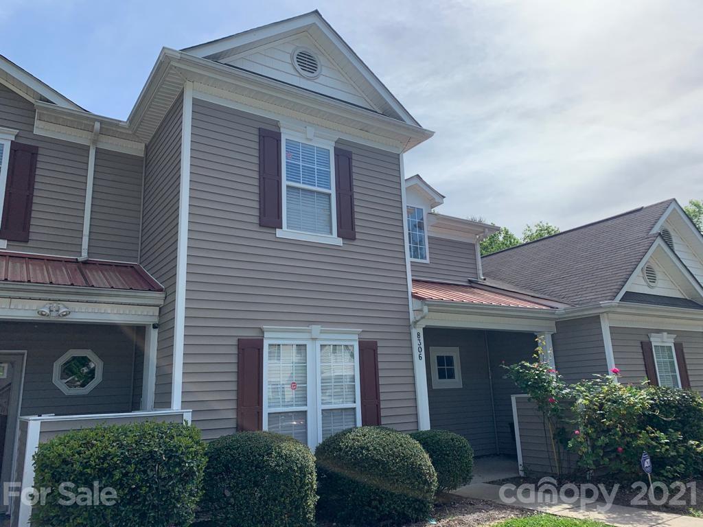 8306 Carob Tree Lane Charlotte NC 28215