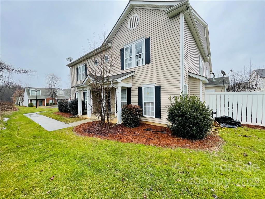 1837 Butterfly Lane Charlotte NC 28269