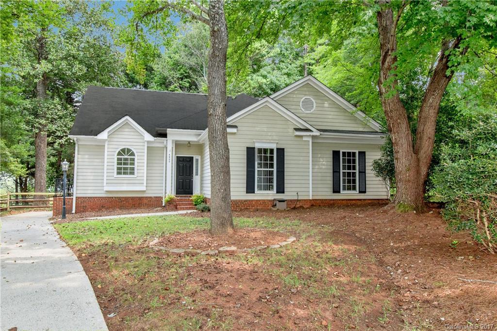 6900 Passeres Court Charlotte NC 28215