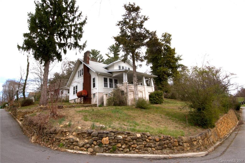 88 Craig Circle Asheville NC 28805